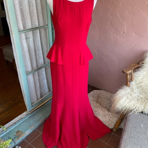 💃🏻BCBG RED CARPET GOWN ❤️🌹 - Picture 6 of 11